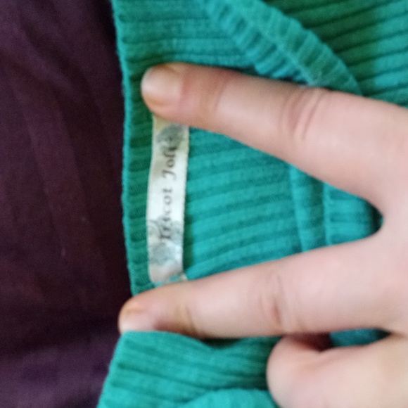 Cute jersey dress /shirt if you are tall - Picture 2 of 2